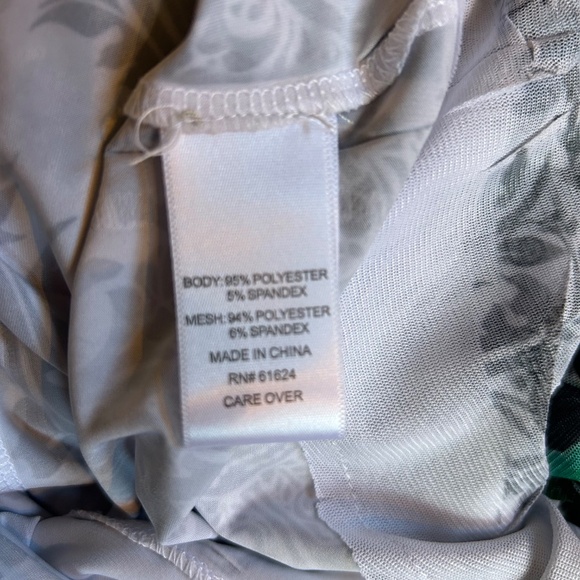 Laura‎ Ashley Bora Bora Printed Sequin Tunic Top Women's Size Large - Picture 4 of 8